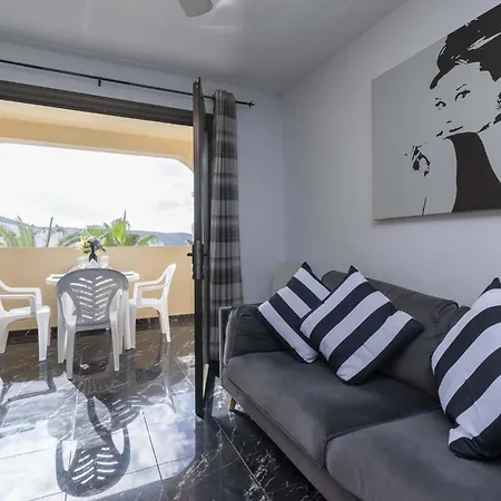 Apartman Castle Harbour 2 Bed Duplex Los Cristianos