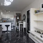 Castle Harbour 2 Bed Duplex Lejlighed Los Cristianos (Tenerife)