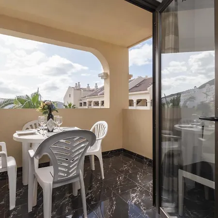 Castle Harbour 2 Bed Duplex Los Cristianos (Tenerife)