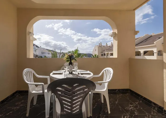 Castle Harbour 2 Bed Duplex 아파트